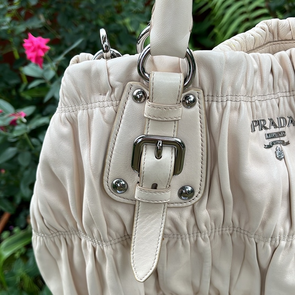Pre-loved Prada Nappa Gaufre’ ECRU’ Satchel Two Way Bag - Picture 8 of 17
